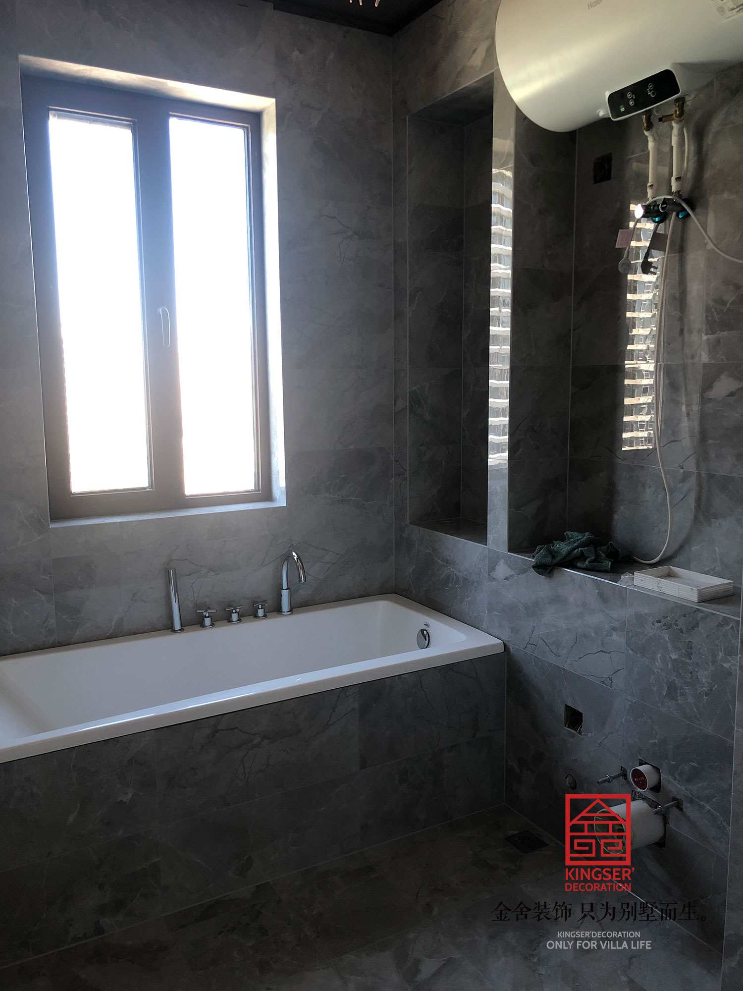 中冶德賢公館143平輕奢風格裝修施工現場