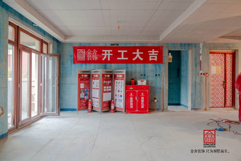 瀚林甲第160㎡裝修木工施工現場